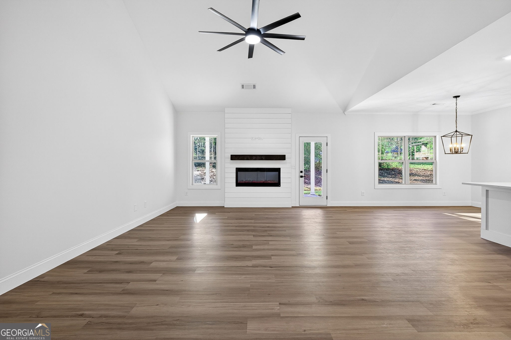 15 Couch Street Moreland, GA 30259 - Photo 3 of 57