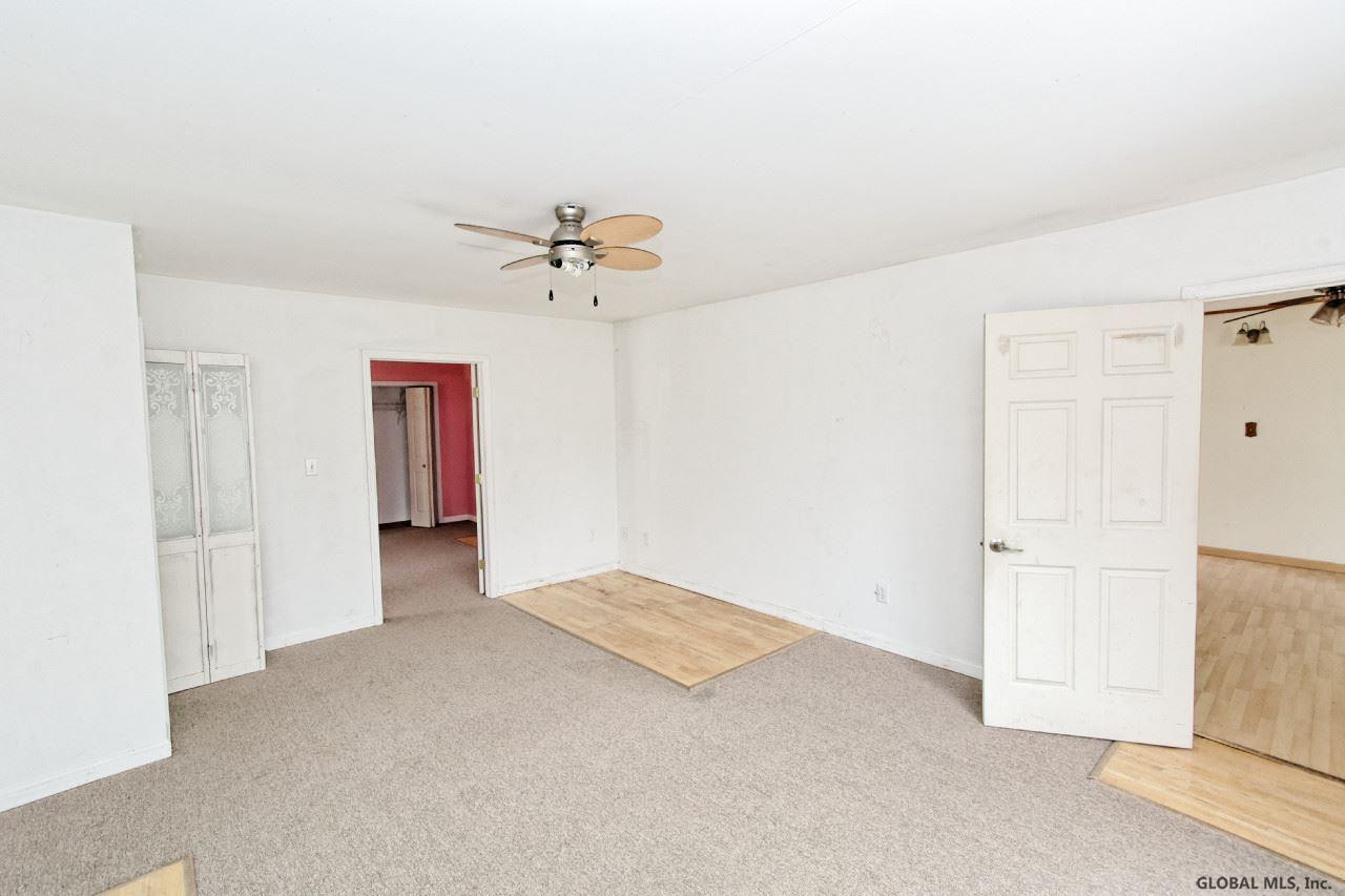 1025 Wayne Road Rotterdam, NY 12303 - Photo 15 of 25 Photo 15