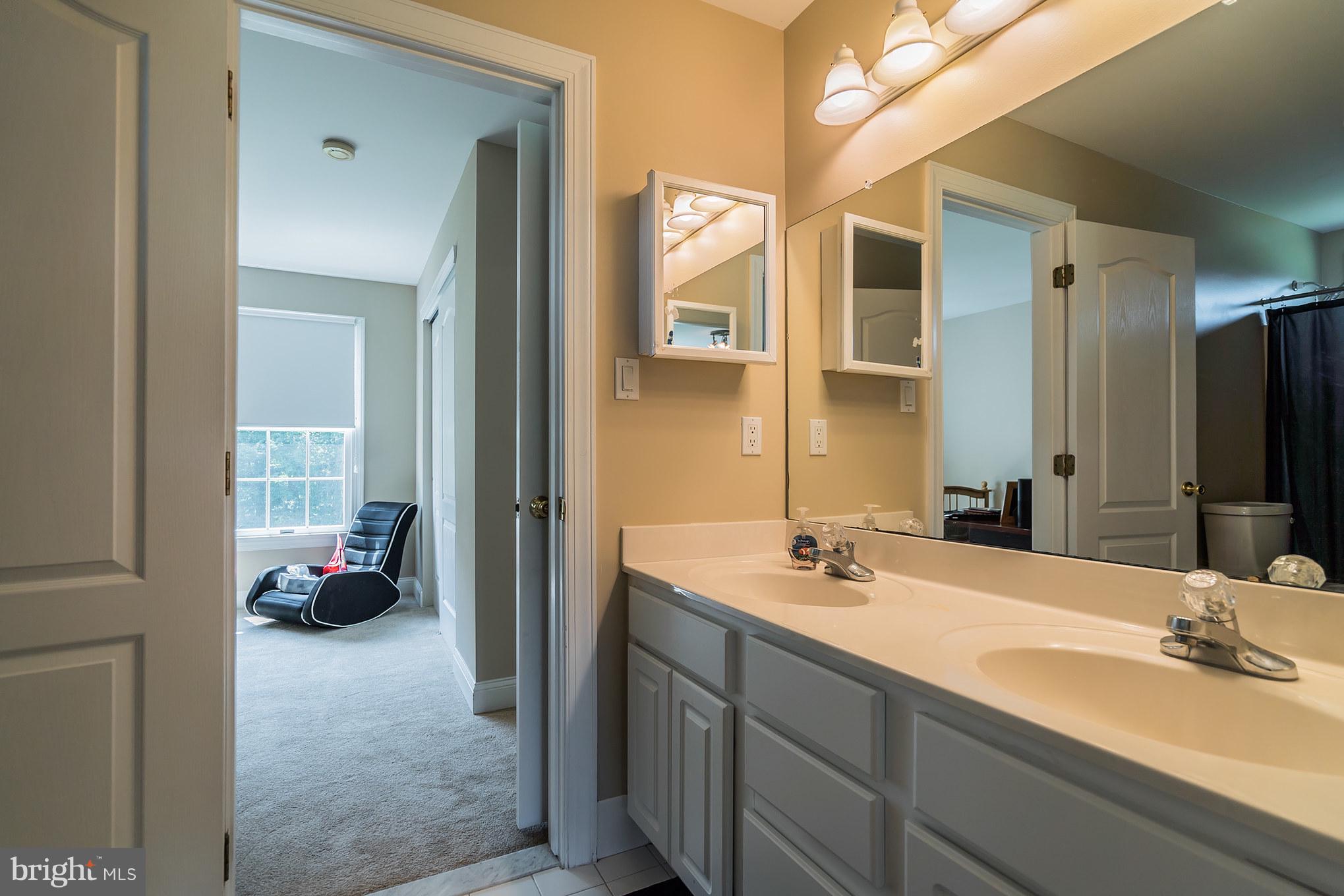 4370 Bergstrom Road Doylestown, PA 18902 - Photo 22 of 27 Jack and Jill Bathroom