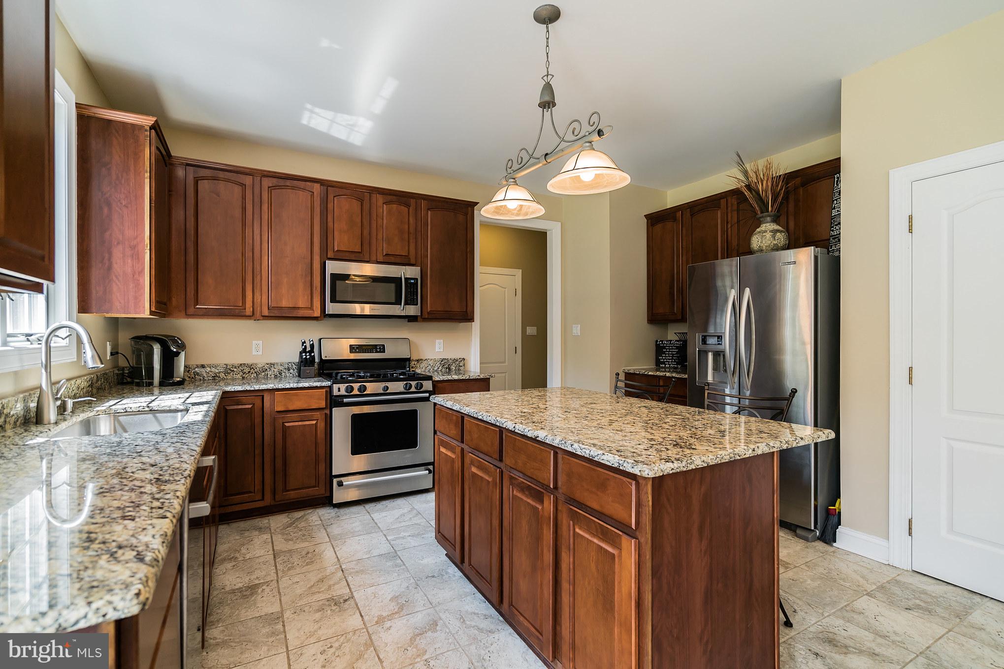 4370 Bergstrom Road Doylestown, PA 18902 - Photo 7 of 27 Kitchen