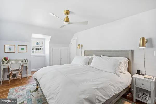 $1,285,000 | 5840 21st Street North, Arlington, VA 22205