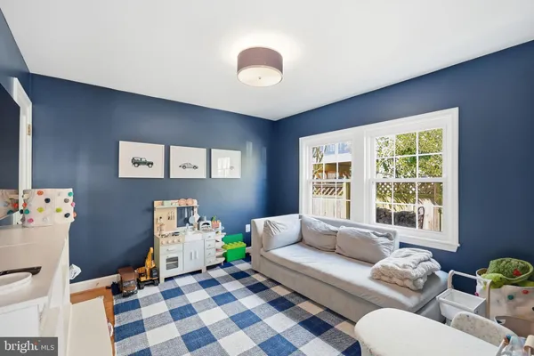 $1,285,000 | 5840 21st Street North, Arlington, VA 22205