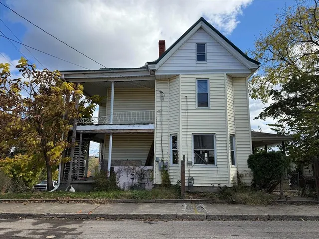 $49,900 | 104 East Church Avenue, Masontown, PA 15461