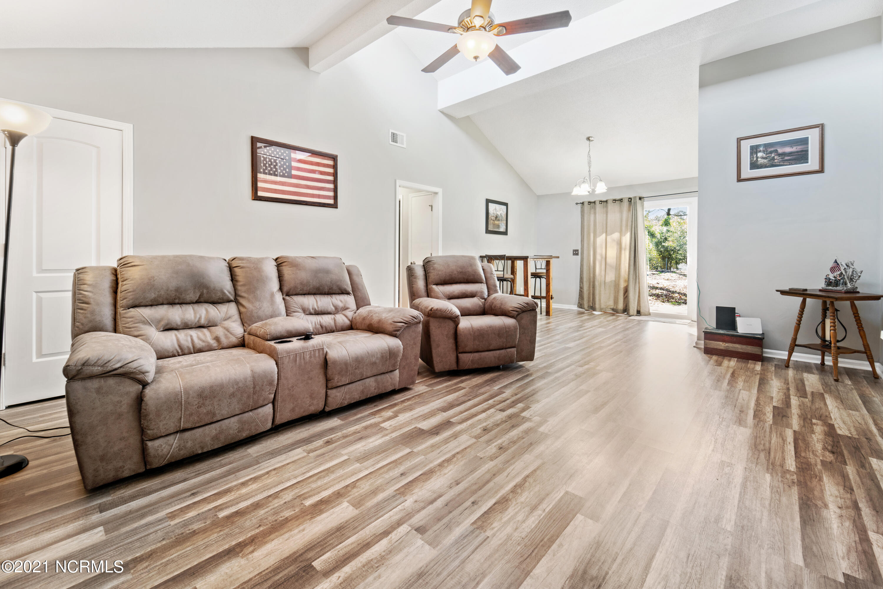 171 Bannermans Mill Road Richlands, NC 28574 - Photo 4 of 19 Living Room 2