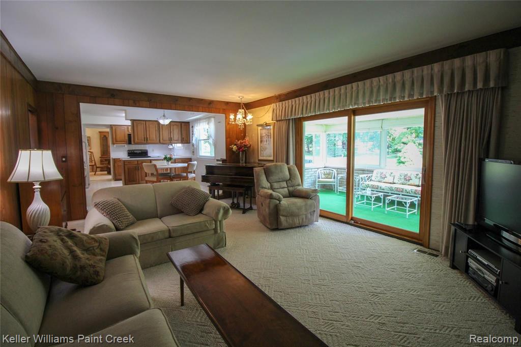 622 Bridgestone Drive Rochester Hills, MI 48309 - Photo 13 of 45