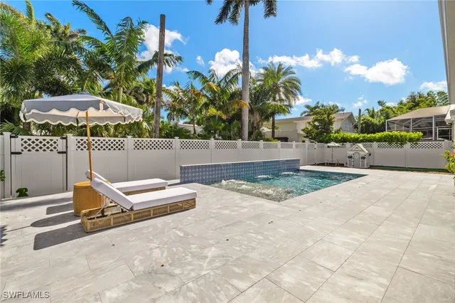 $995,000 | 1219 Osceola Drive, Fort Myers, FL 33901