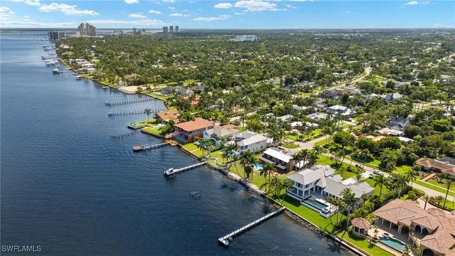$995,000 | 1219 Osceola Drive, Fort Myers, FL 33901