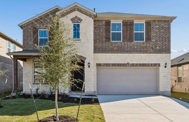 $445,990 | 16805 Catemaco Walk Manor, Manor, TX 78653