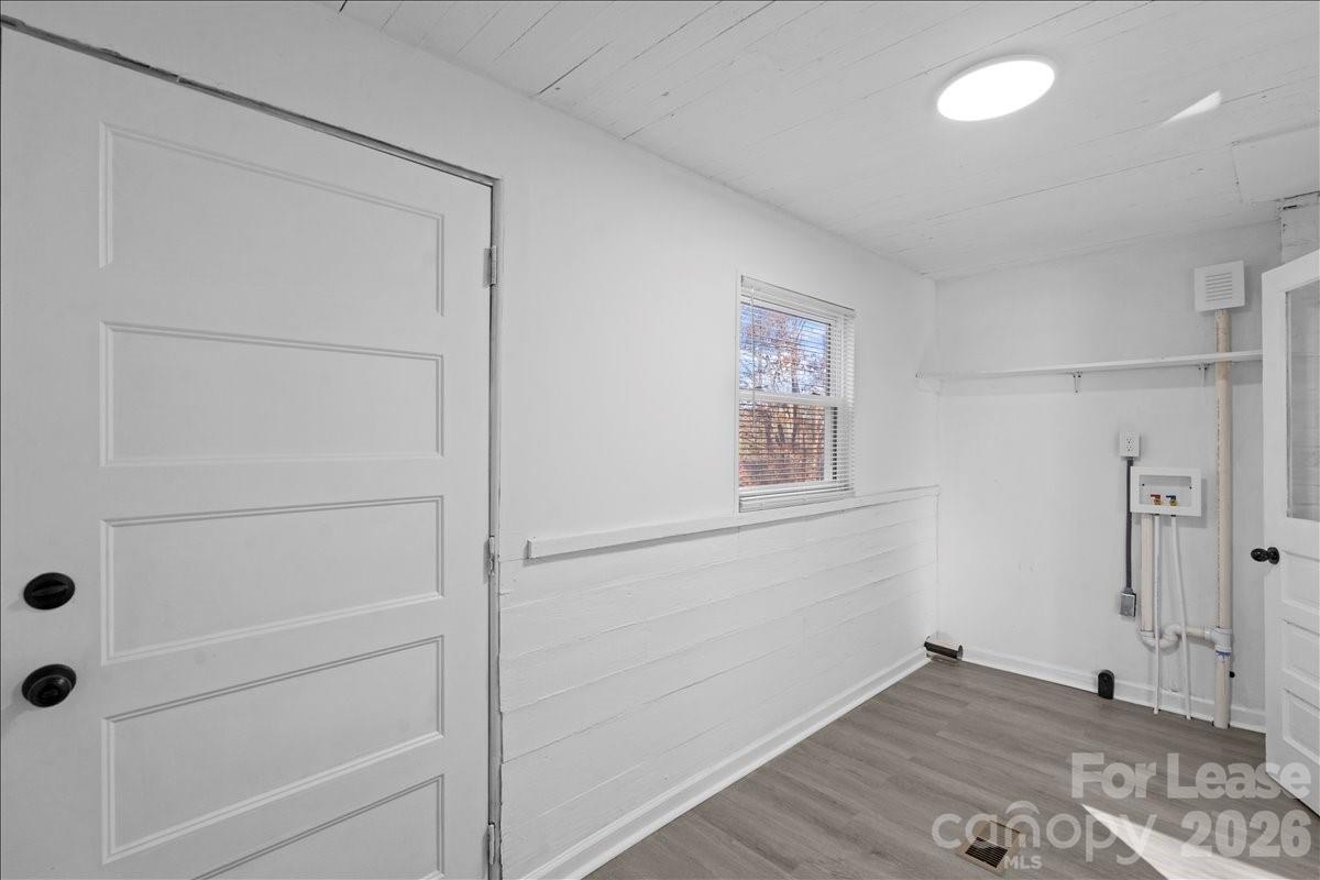 2217 Old Shelby Road Hickory, NC 28602 - Photo 19 of 20 a view of an empty room