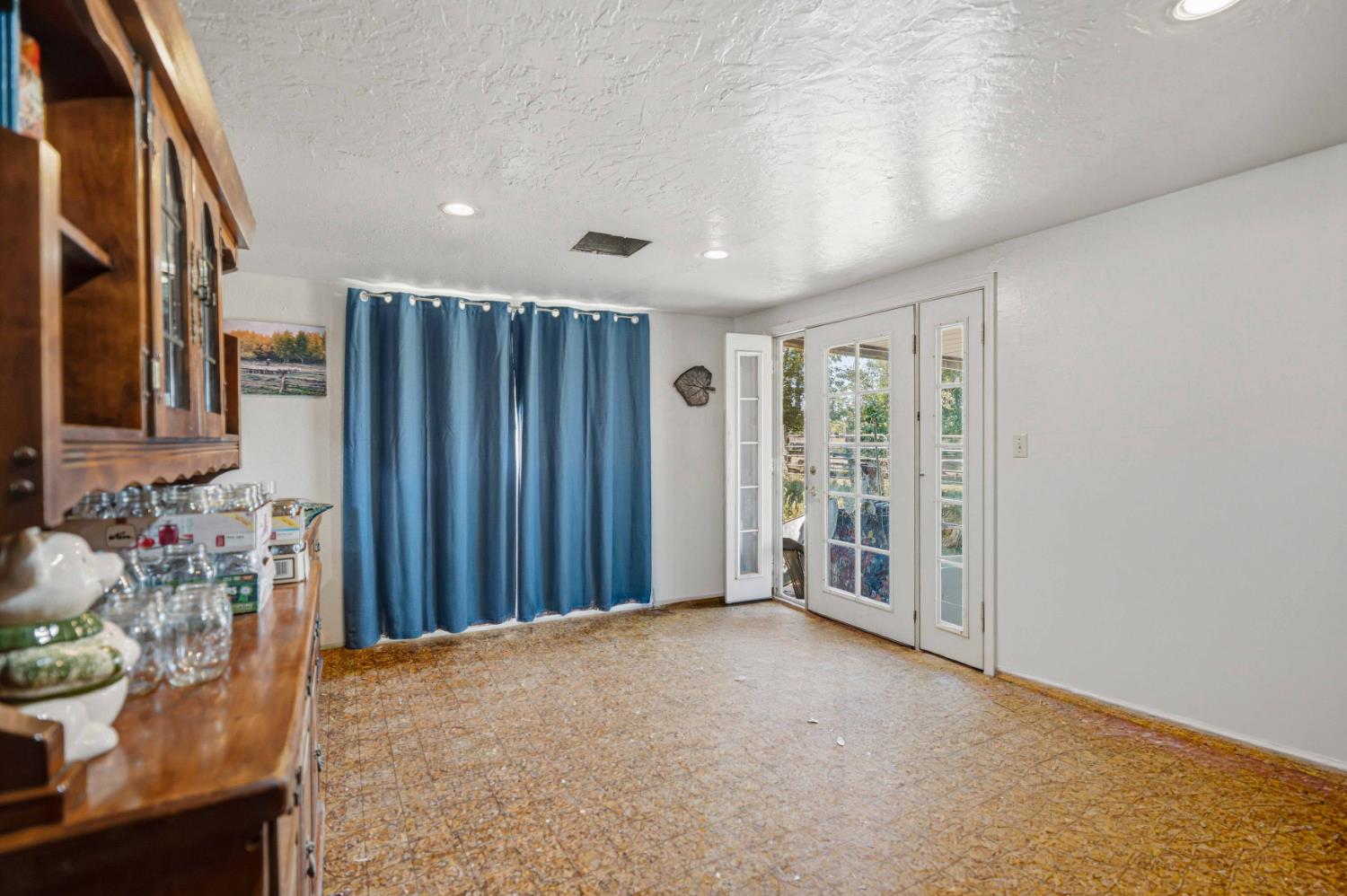 2201 Vivian Road Modesto, CA 95358 - Photo 9 of 43