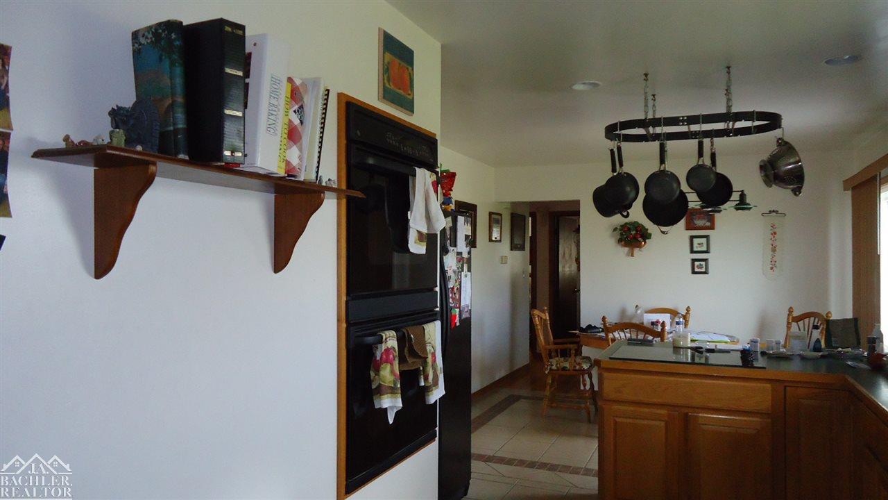 6660 Short Cut Road Marine City, MI 48039 - Photo 6 of 14 31265852-5.JPG