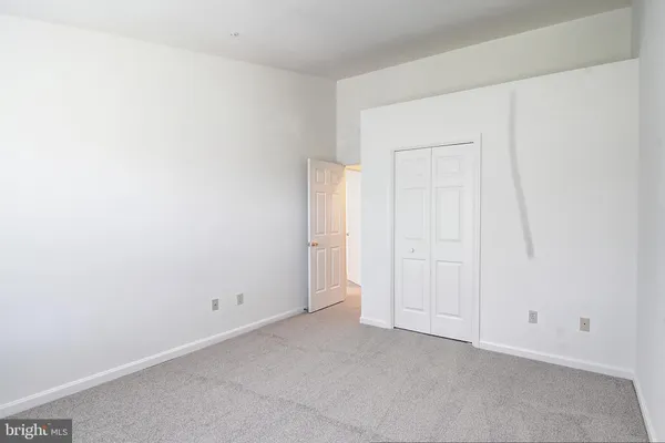 $2,000 | 2402 Ellsworth Way, Unit 3C, Frederick, MD 21702