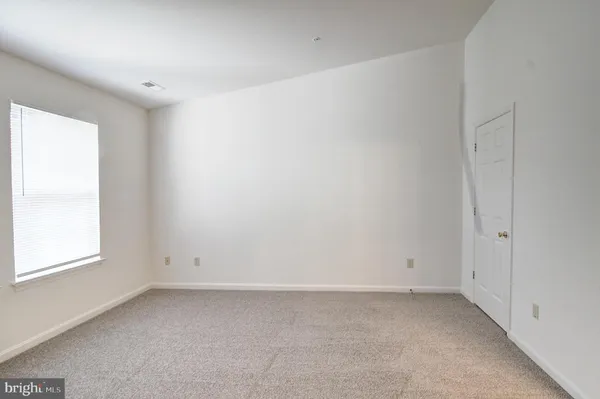 $2,000 | 2402 Ellsworth Way, Unit 3C, Frederick, MD 21702