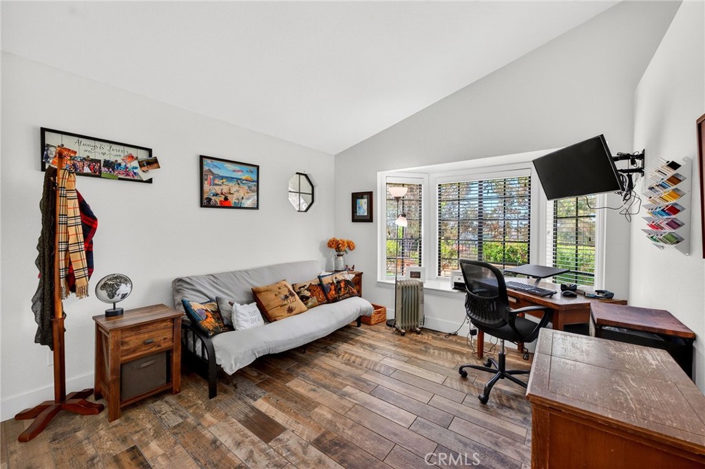 1638 Scooter Lane Fallbrook, CA 92028 - Photo 31 of 69 Bedroom 1