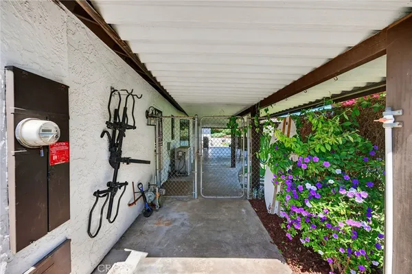 $1,050,000 | 1638 Scooter Lane, Fallbrook, CA 92028