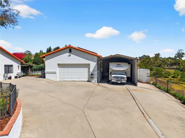 $1,050,000 | 1638 Scooter Lane, Fallbrook, CA 92028