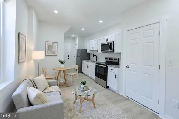 $1,350 | 2330 Bryant Avenue, Unit 2, Baltimore, MD 21217
