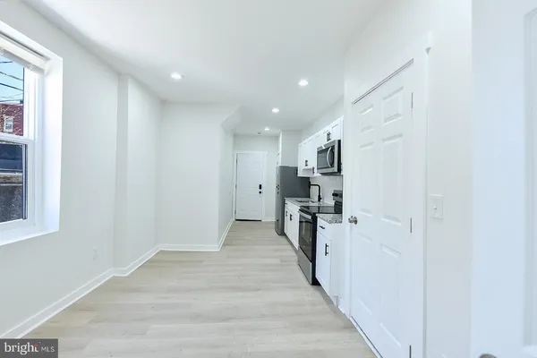 $1,350 | 2330 Bryant Avenue, Unit 2, Baltimore, MD 21217