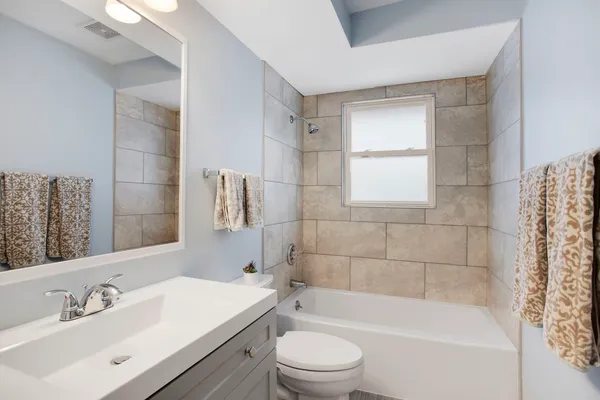 $369,999 | 18016 66th Avenue, Tinley Park, IL 60477