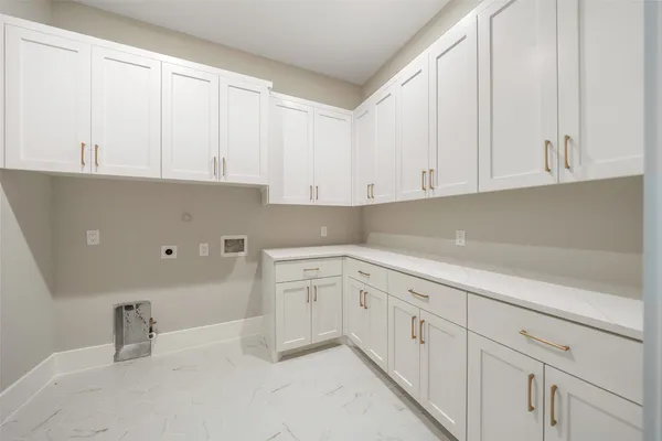 $1,128,000 | 8680 Cedar Mdw Lane, Plantersville, TX 77363