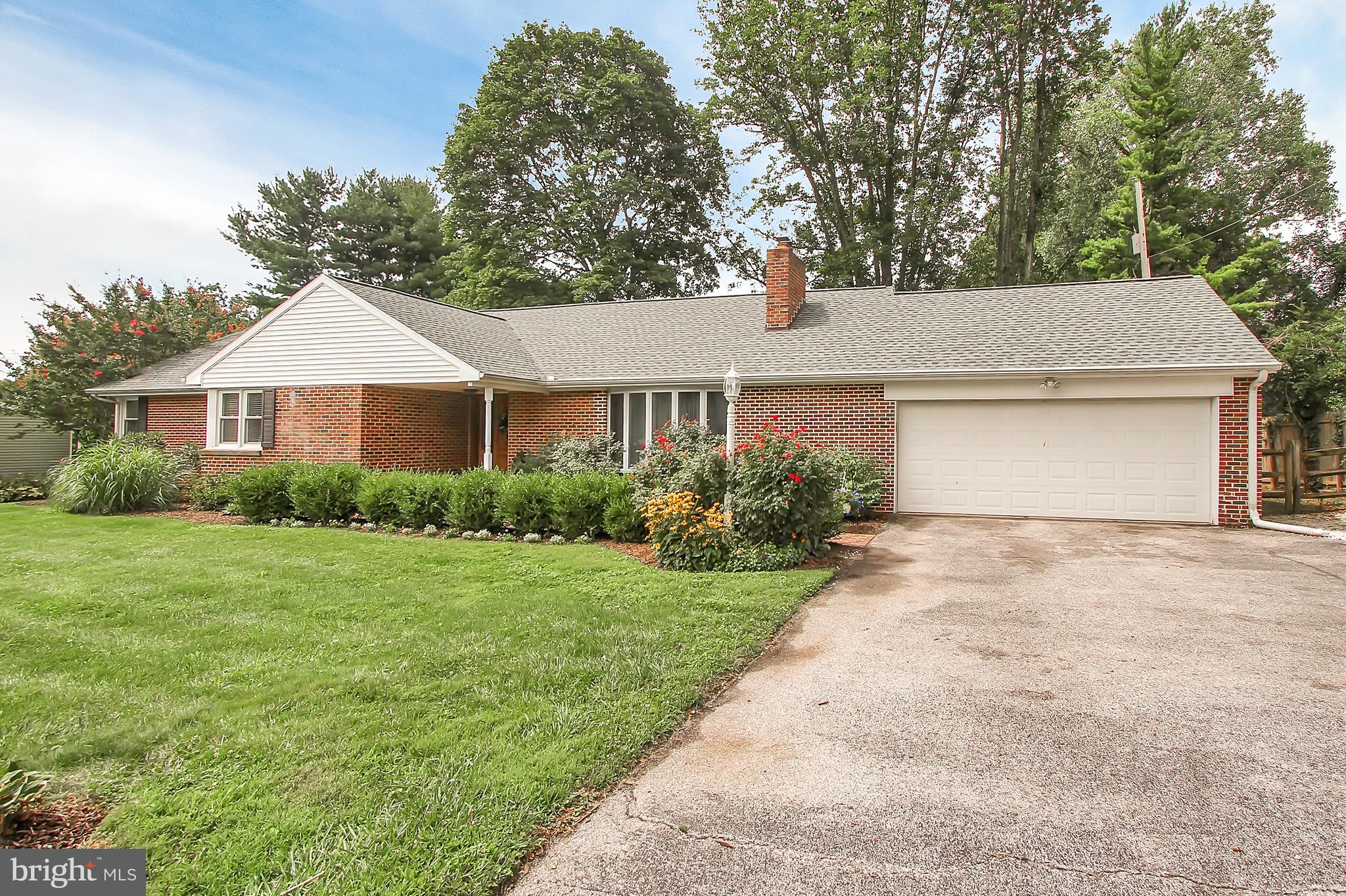 2436 Joppa Road York, PA 17403 - Photo 2 of 35