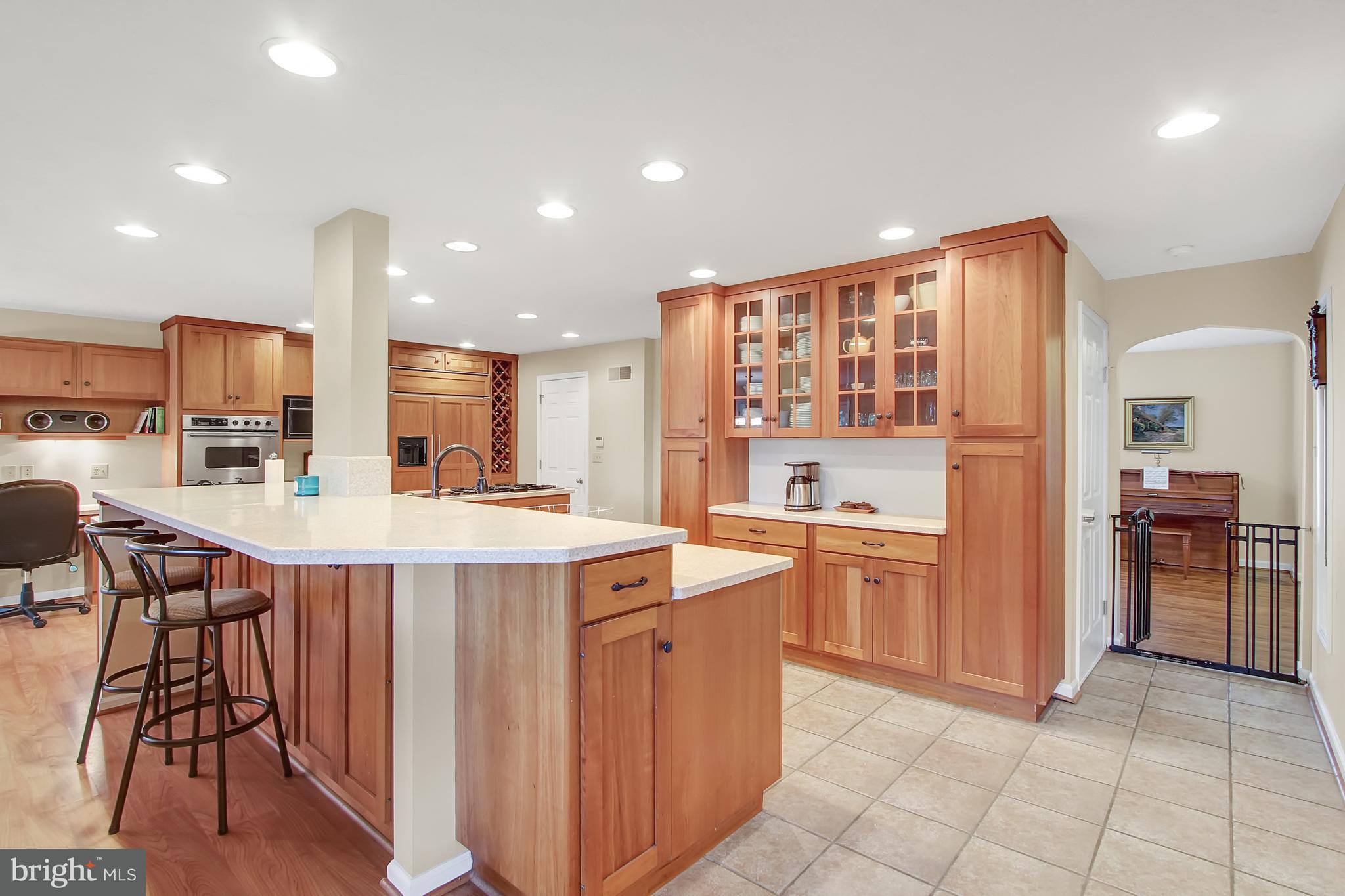 2436 Joppa Road York, PA 17403 - Photo 6 of 35