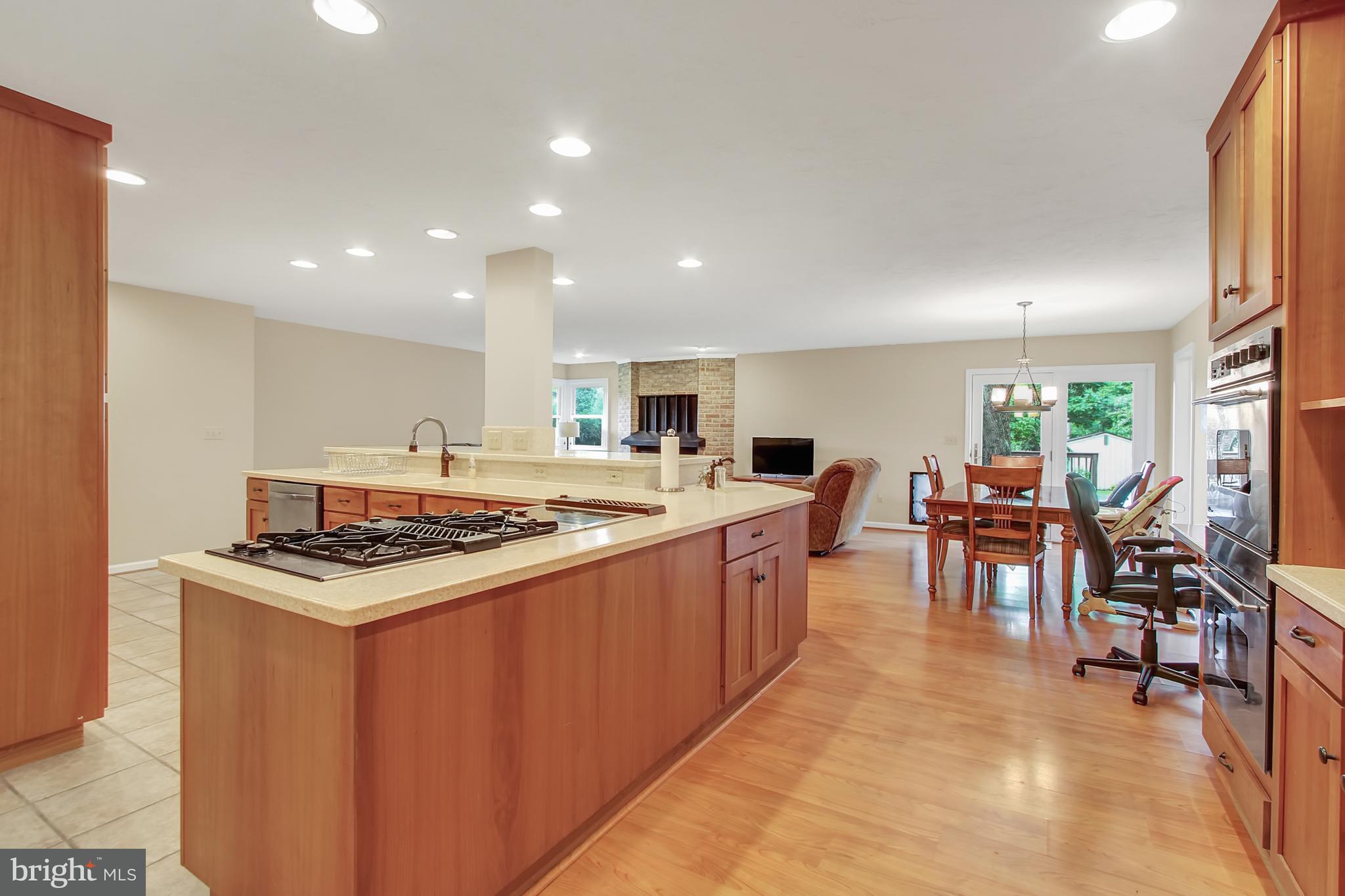 2436 Joppa Road York, PA 17403 - Photo 8 of 35