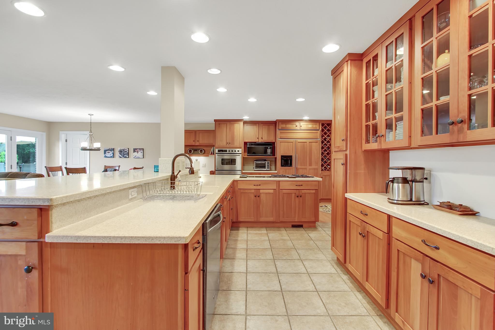 2436 Joppa Road York, PA 17403 - Photo 9 of 35