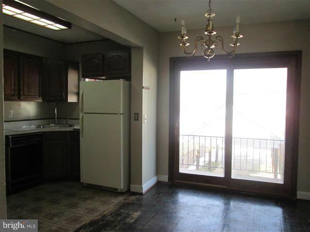 28 Wiltshire Road Baltimore, MD 21221 - Photo 11 of 29 Dining Room