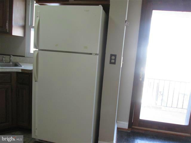 28 Wiltshire Road Baltimore, MD 21221 - Photo 7 of 29 Kitchen