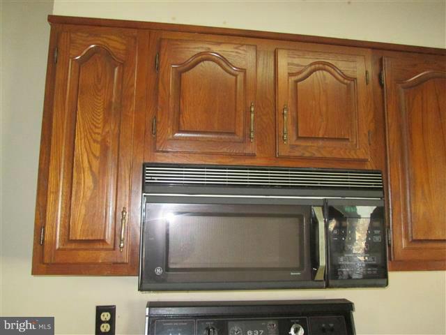 28 Wiltshire Road Baltimore, MD 21221 - Photo 9 of 29 Kitchen