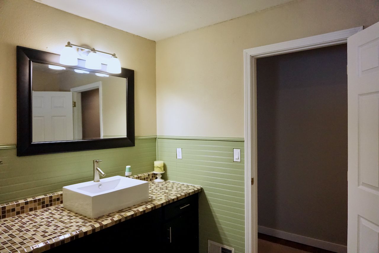 3224 Townline Road East Traverse City, MI 49686 - Photo 19 of 28 1884410-18.JPG