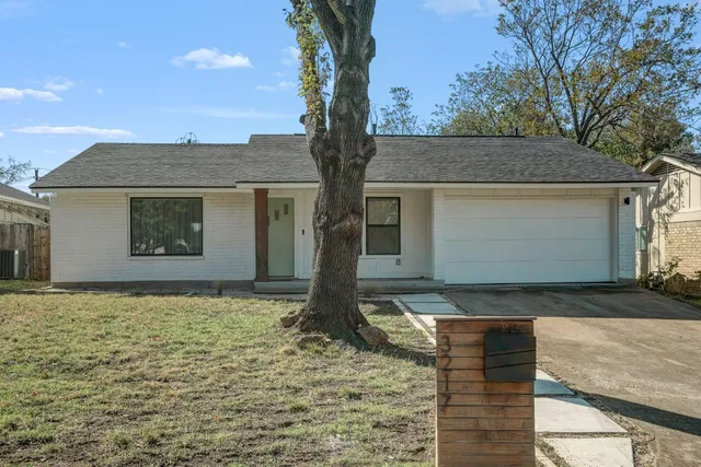 $2,900 | 3217 Oak Alley, Austin, TX 78745