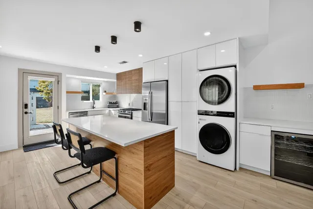 $3,000 | 3217 Oak Alley, Austin, TX 78745