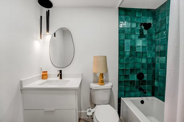 $3,000 | 3217 Oak Alley, Austin, TX 78745