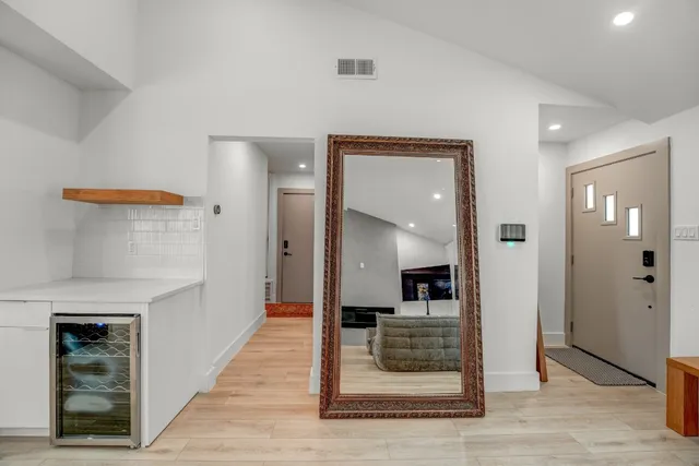 $3,000 | 3217 Oak Alley, Austin, TX 78745