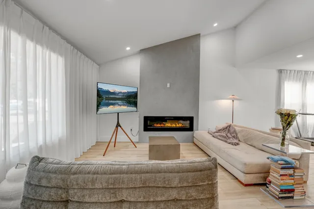 $3,000 | 3217 Oak Alley, Austin, TX 78745