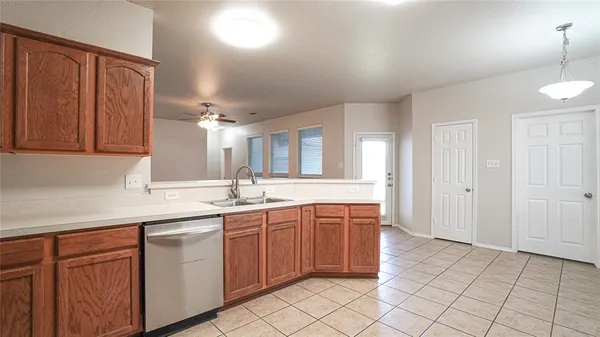 $2,400 | 2161 Teagle Drive, Rockwall, TX 75032
