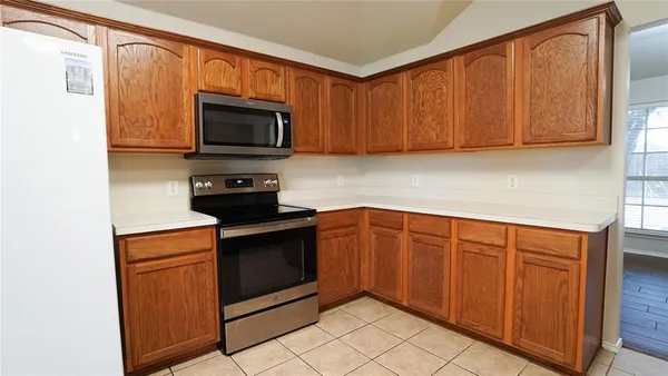 $2,400 | 2161 Teagle Drive, Rockwall, TX 75032