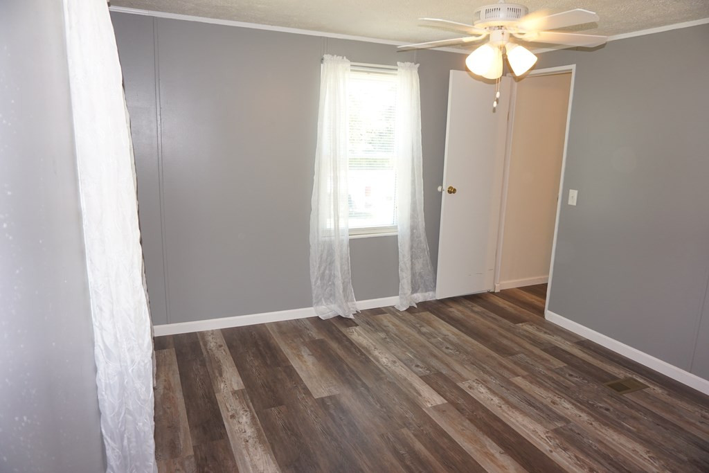 1259 Geddings Road Manning, SC 29102 - Photo 23 of 56