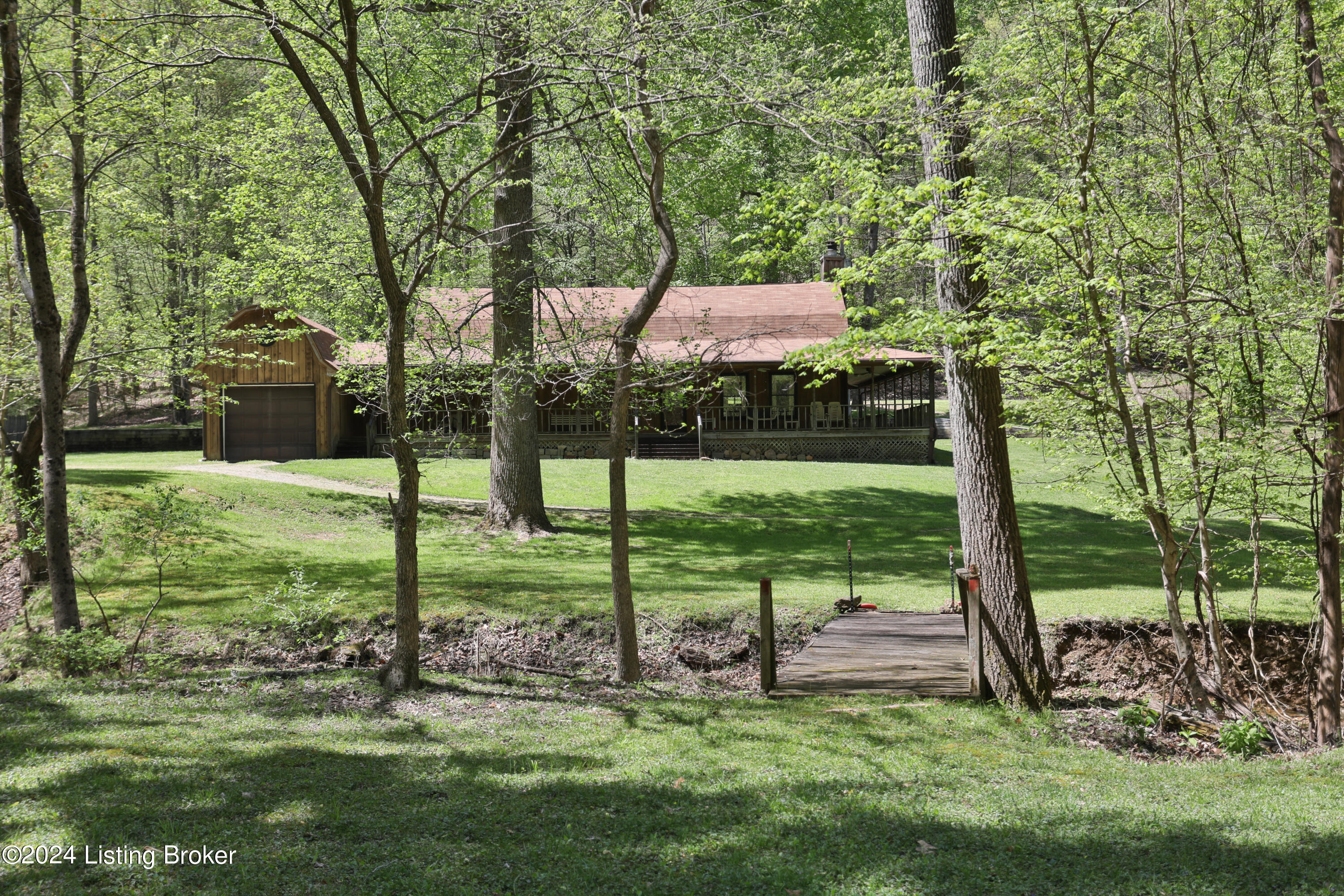 210 Rayhill Road Fairdale, KY 40118 - Photo 30 of 44 2015 Rayhill-10