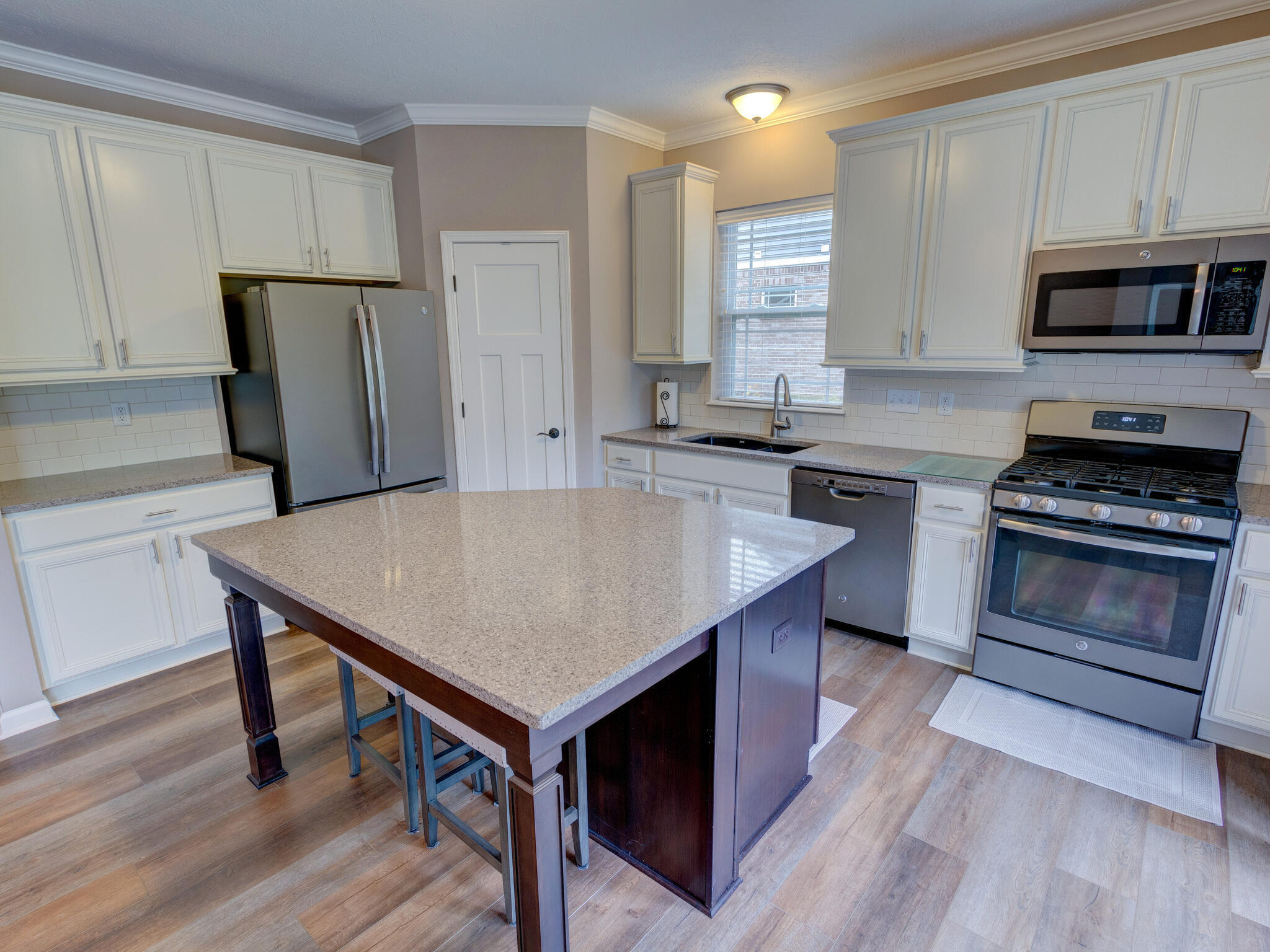 742 North Johnson Branch Road Greenfield, IN 46140 - Photo 12 of 23 Gallery Image 12