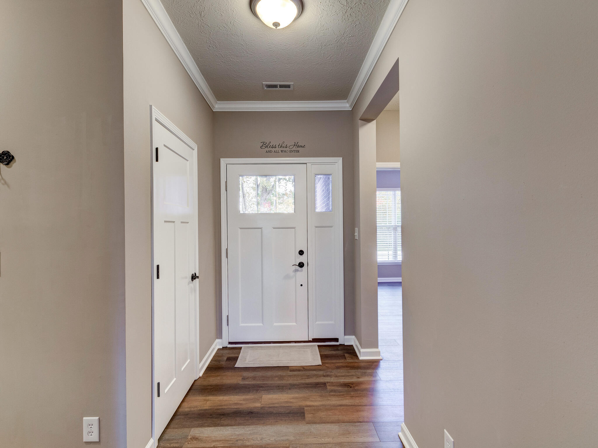742 North Johnson Branch Road Greenfield, IN 46140 - Photo 2 of 23 Gallery Image 2