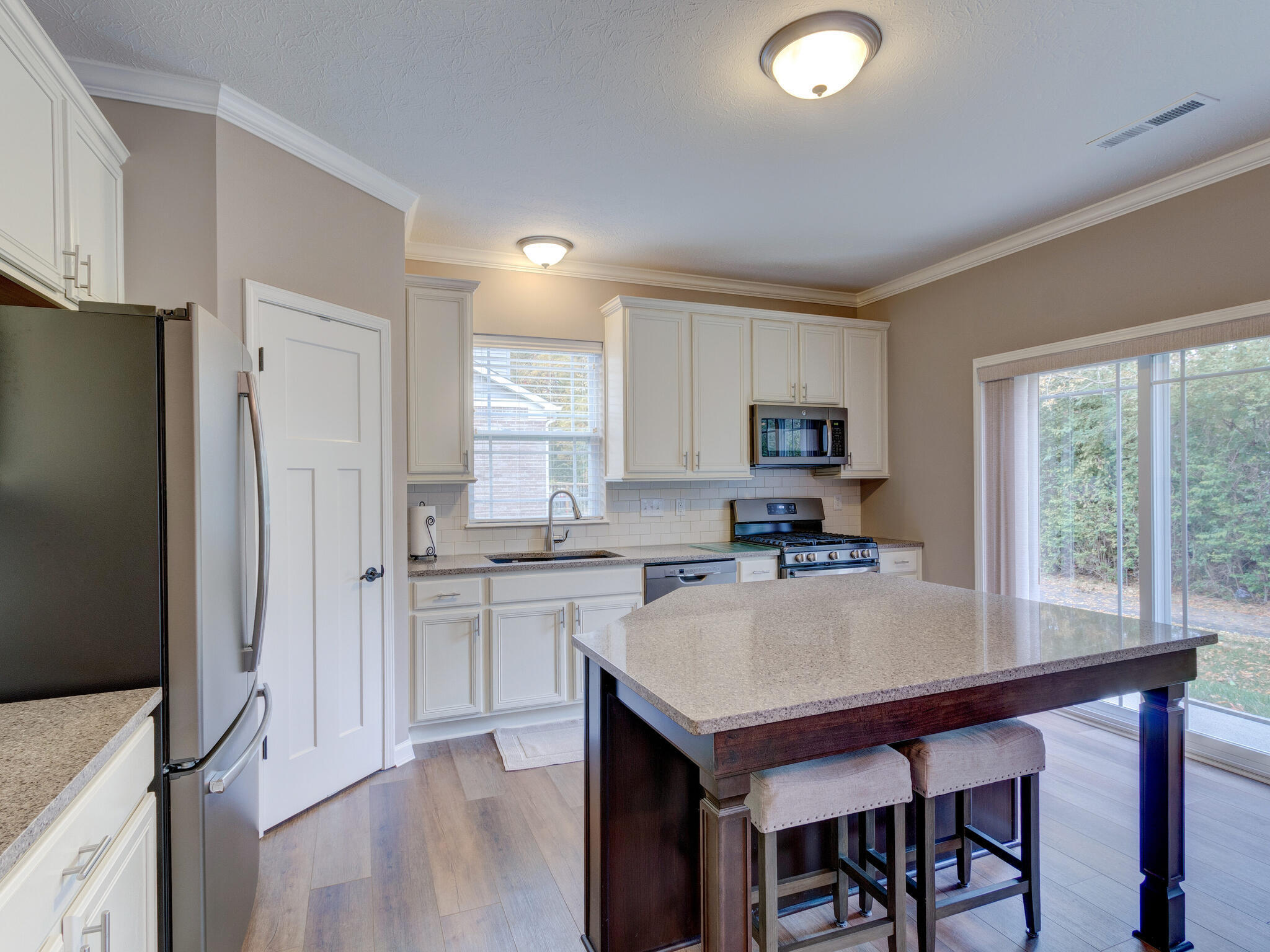 742 North Johnson Branch Road Greenfield, IN 46140 - Photo 10 of 23 Gallery Image 10