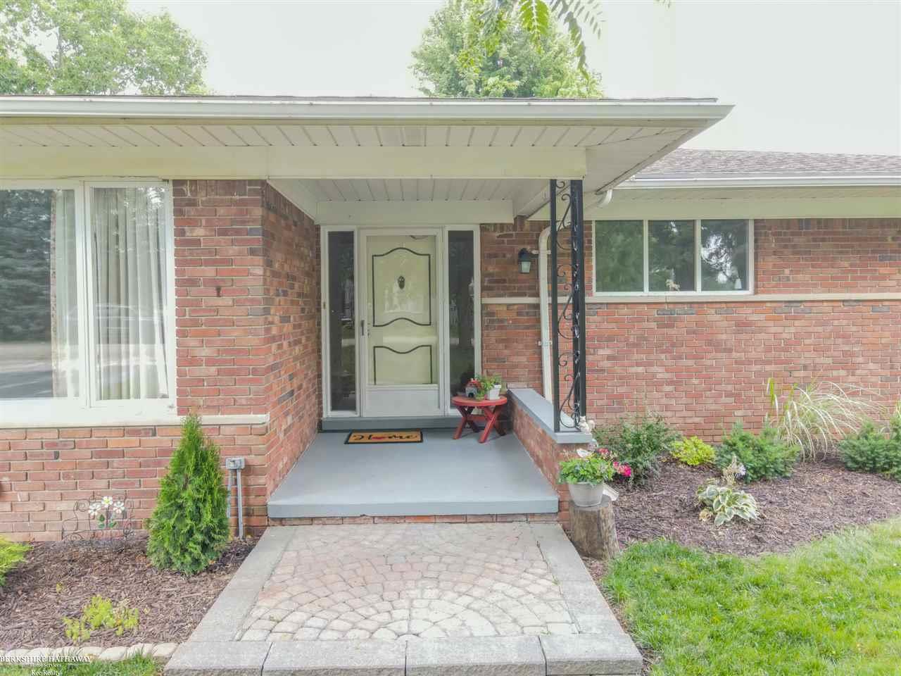 57099 Omo Road Ray, MI 48096 - Photo 7 of 53 50017065-6.JPG
