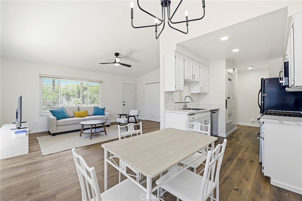 3672 Harbor View Way Oceanside, CA 92056 - Photo 9 of 30