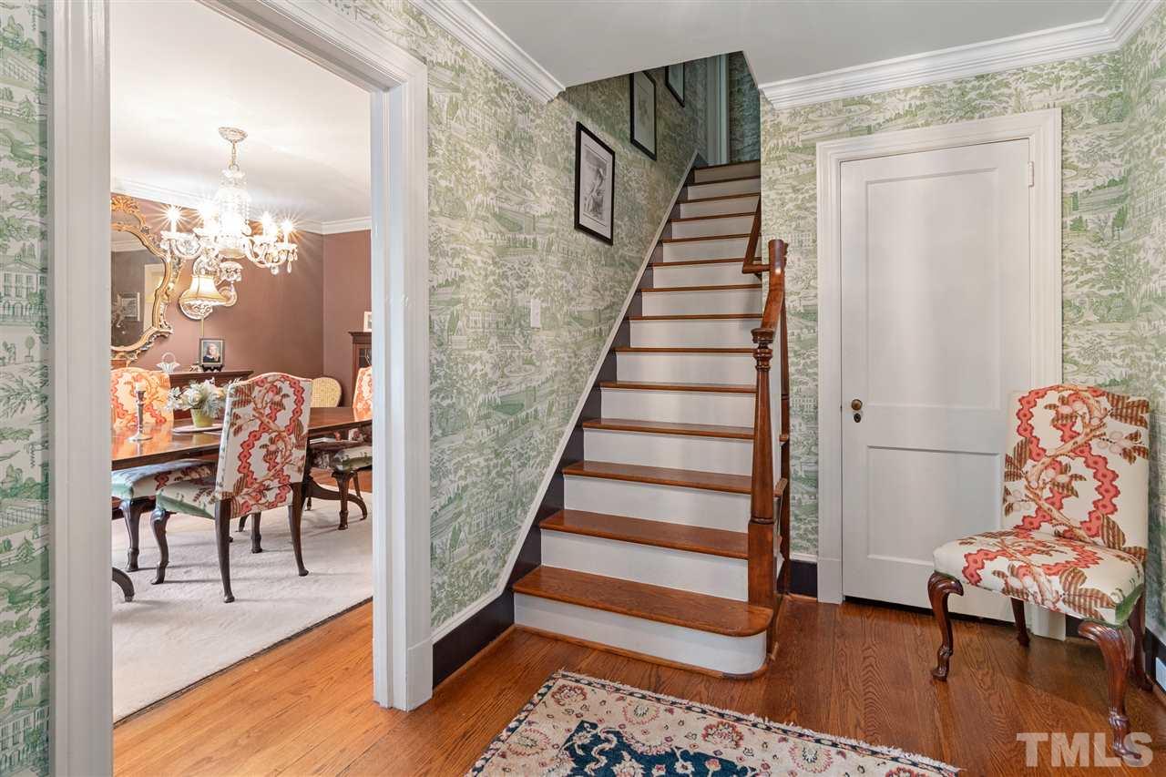 1512 Canterbury Road Raleigh, NC 27608 - Photo 2 of 30