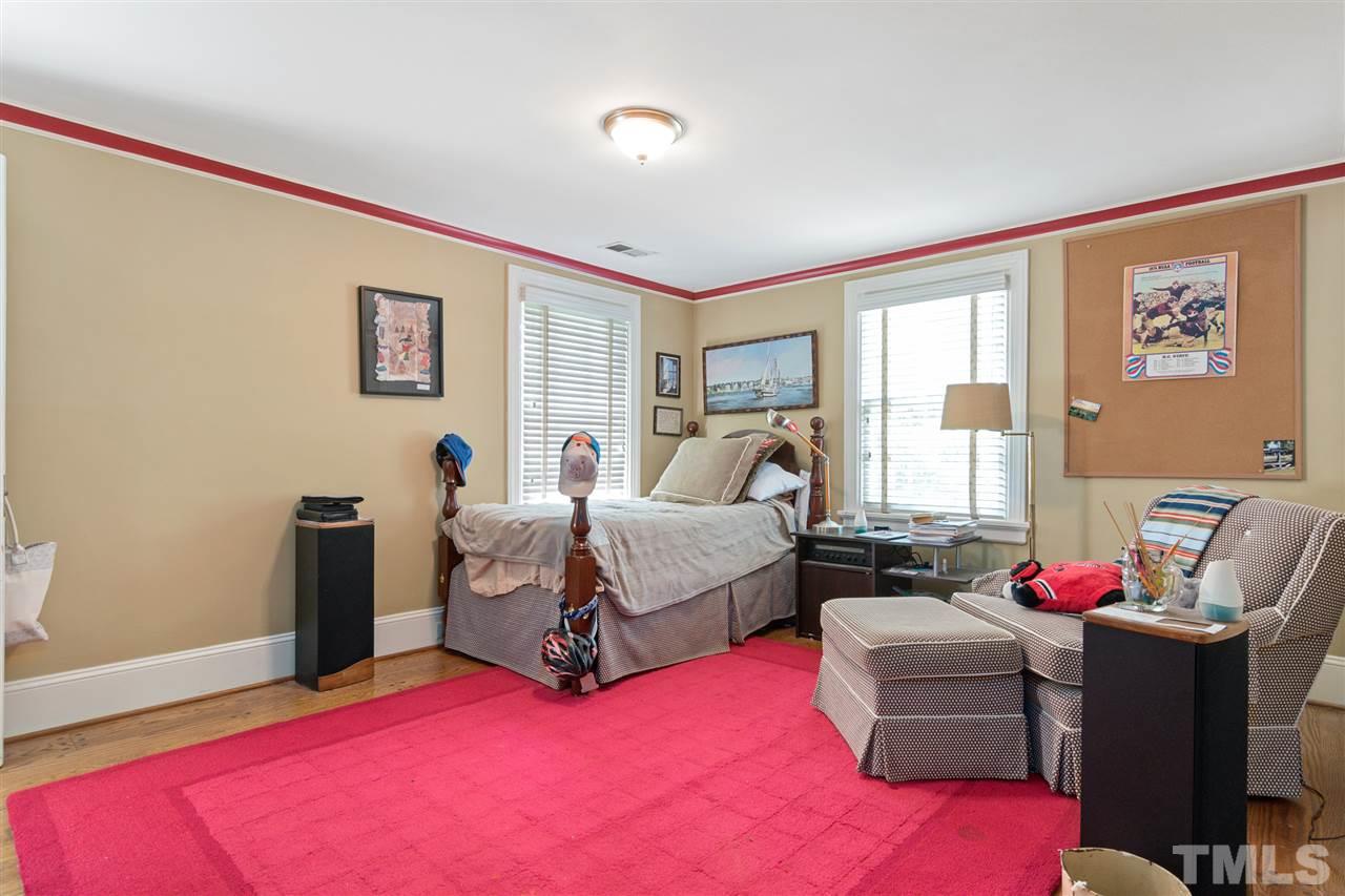 1512 Canterbury Road Raleigh, NC 27608 - Photo 20 of 30
