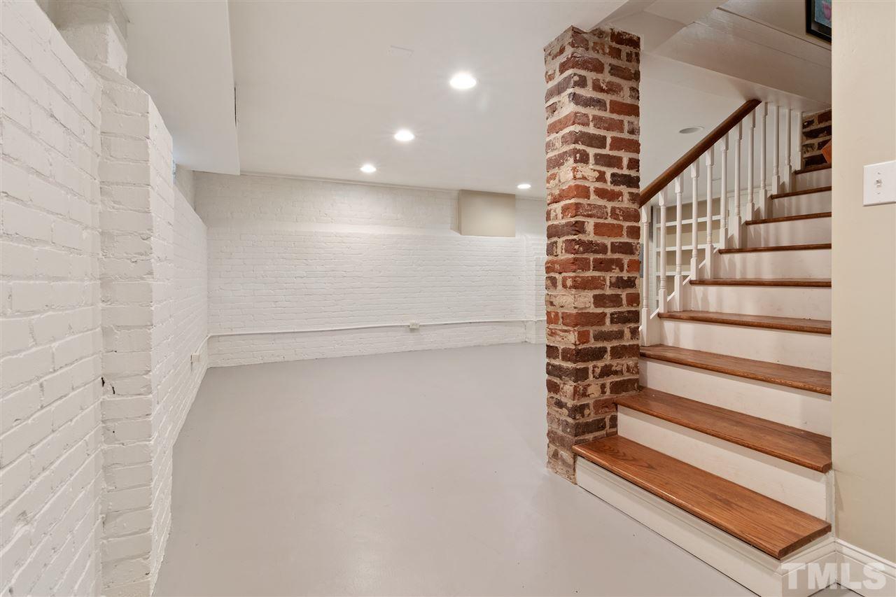 1512 Canterbury Road Raleigh, NC 27608 - Photo 25 of 30