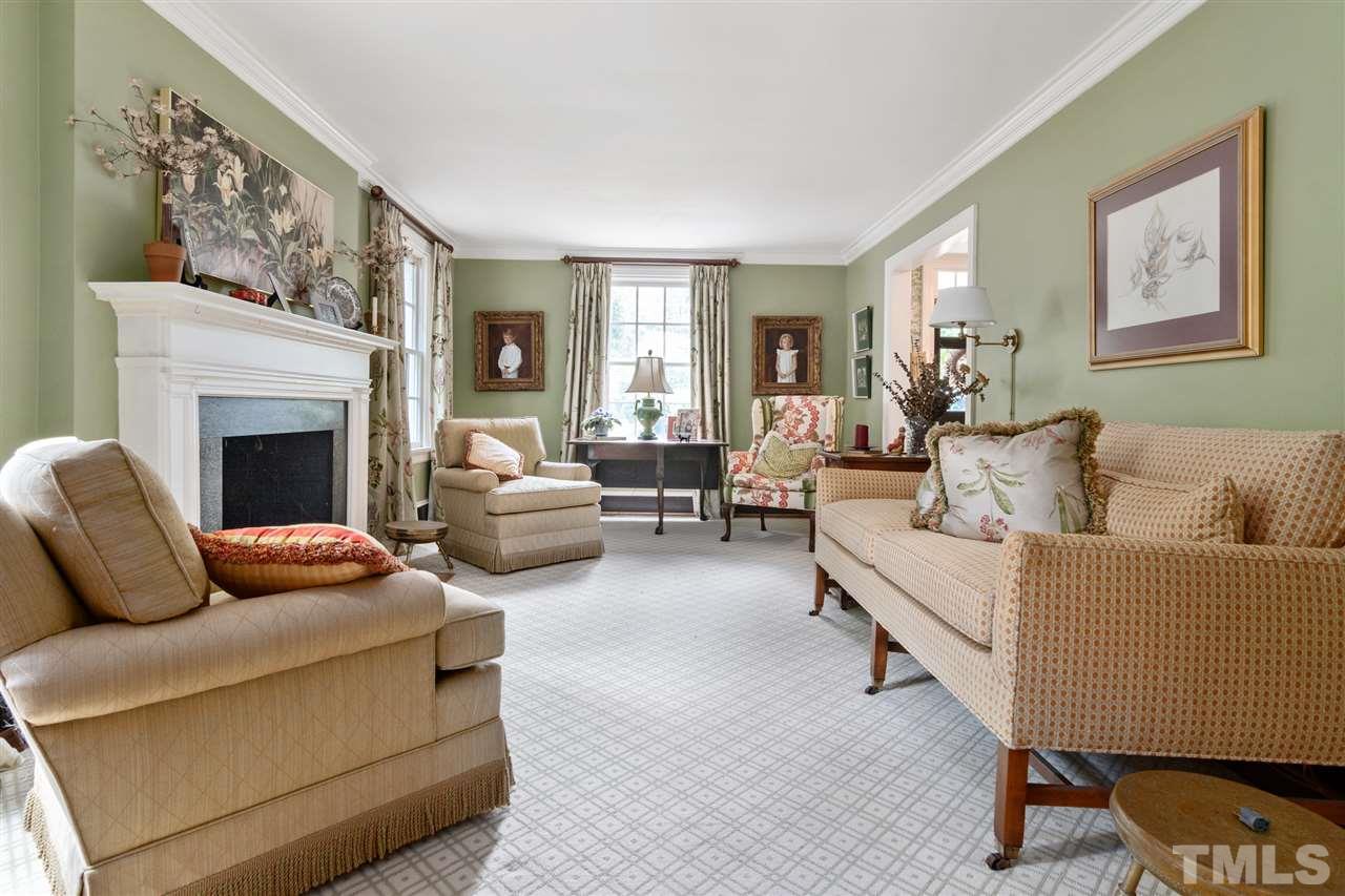 1512 Canterbury Road Raleigh, NC 27608 - Photo 4 of 30